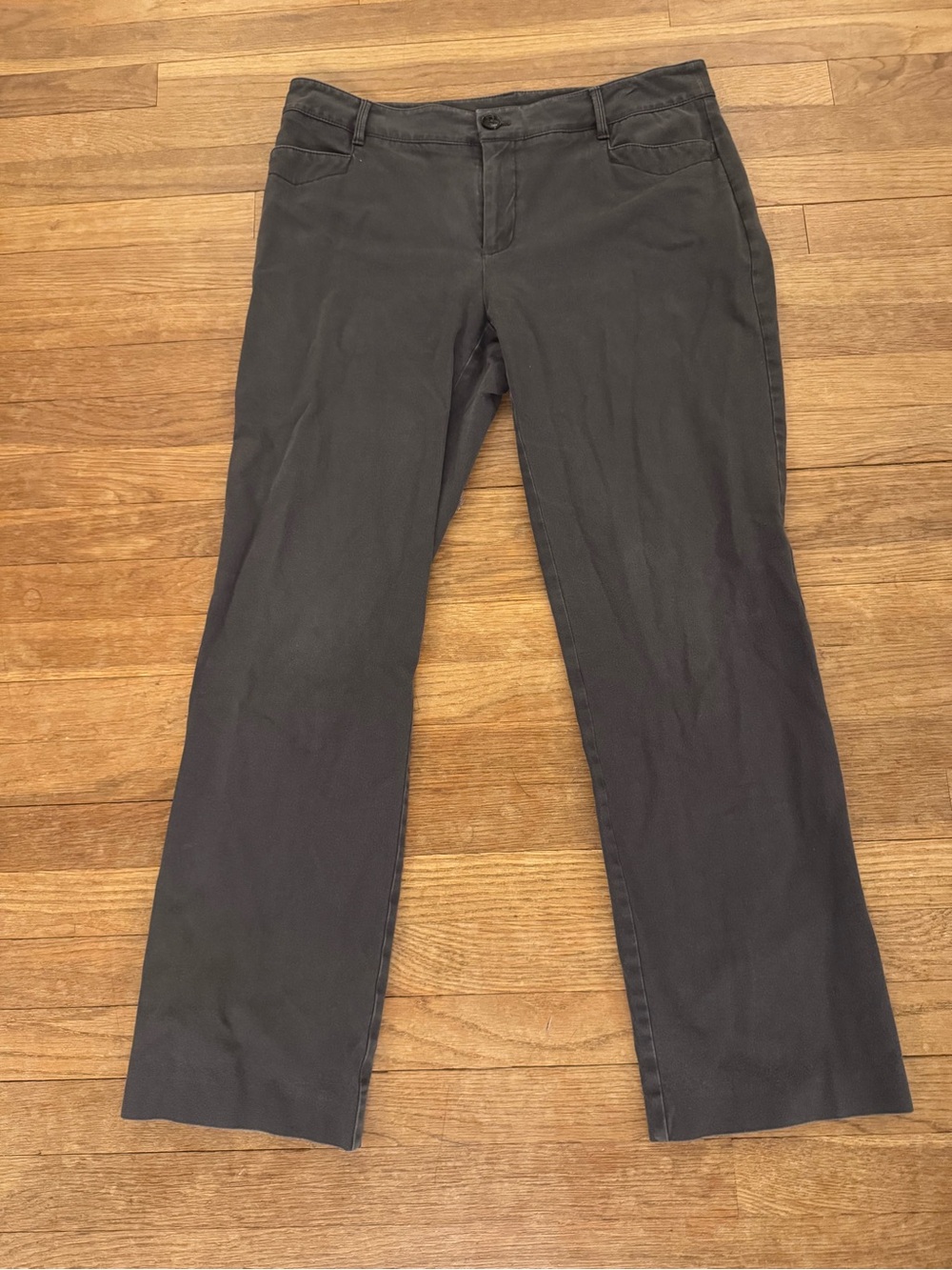 Eddie Bauer Women's Dark Gray Blakely Fit Straight Leg Pants - Size 14
 b74